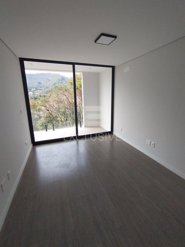 Casa com 3 dormitórios à venda, 231 m² por R$ 1580.000 - Cônego  - Nova Friburgo - RJ  Nova Friburgo - 