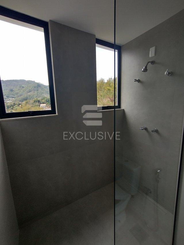 Casa com 3 dormitórios à venda, 231 m² por R$ 1580.000 - Cônego  - Nova Friburgo - RJ  Nova Friburgo - 