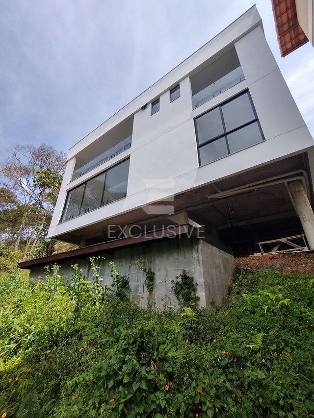 Casa com 3 dormitórios à venda, 231 m² por R$ 1580.000 - Cônego  - Nova Friburgo - RJ  Nova Friburgo - 