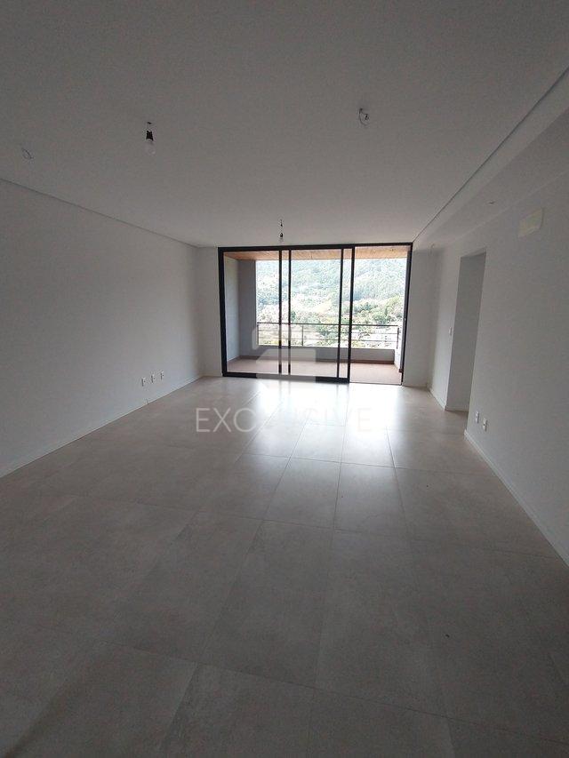Casa com 3 dormitórios à venda, 310 m² por R$ 1950.000,00 - Cônego - RJ  Nova Friburgo - 