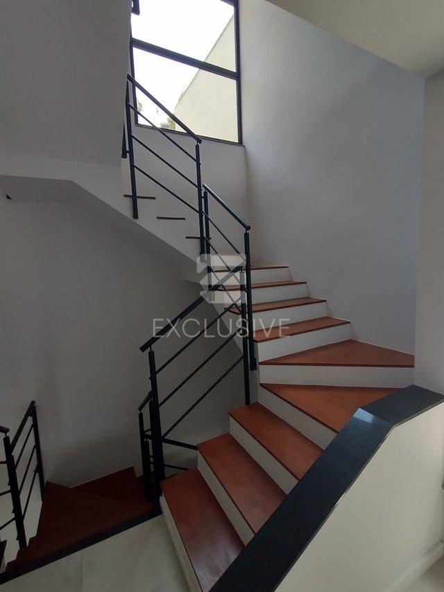Casa com 3 dormitórios à venda, 310 m² por R$ 1950.000,00 - Cônego - RJ  Nova Friburgo - 