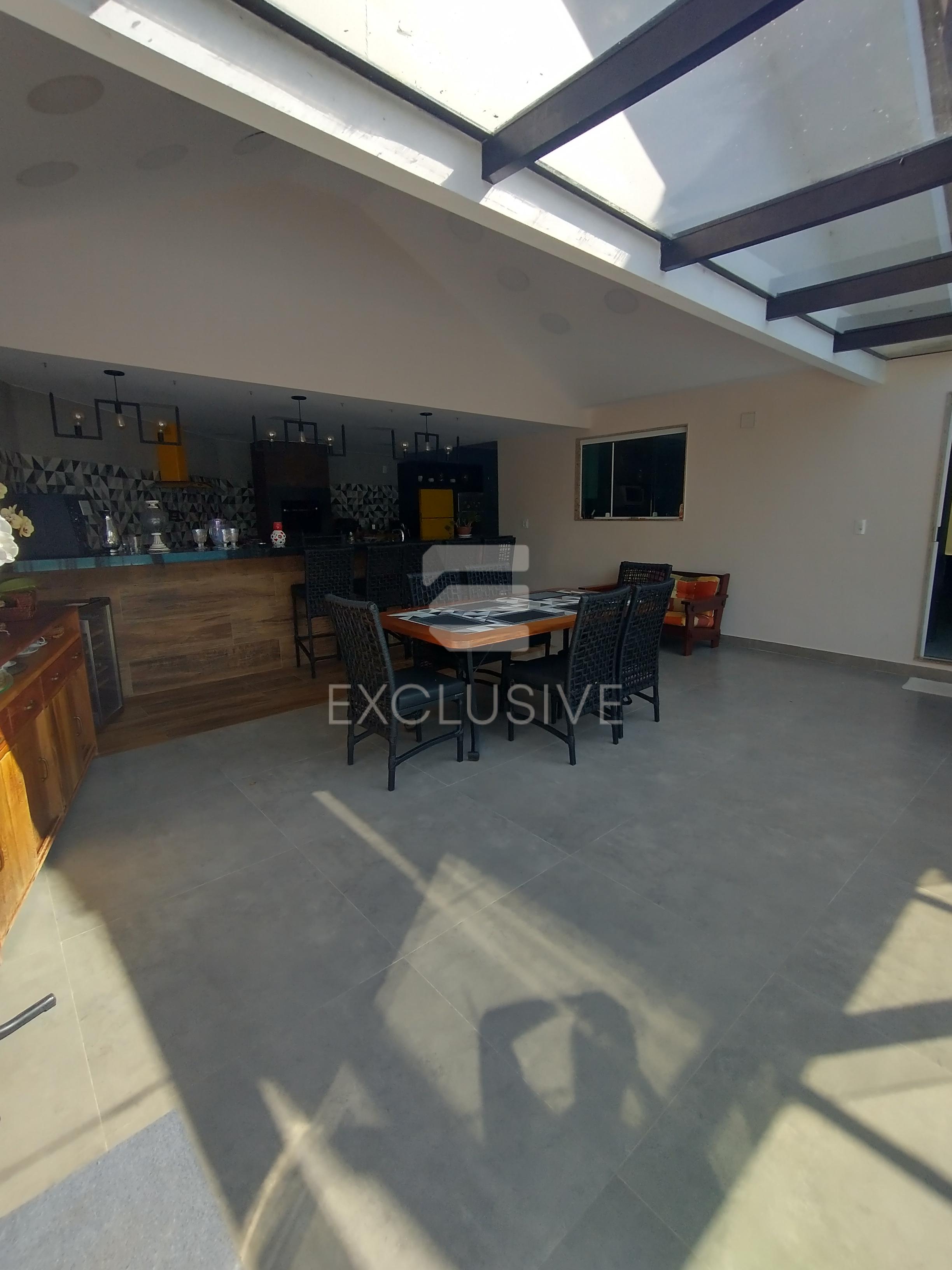 Casa com 4 dormit&oacute;rios &agrave; venda, 500 m&sup2; por R$ 2.600.000,00 - C&ocirc;nego - Nova Friburgo/RJ  Nova Friburgo - 