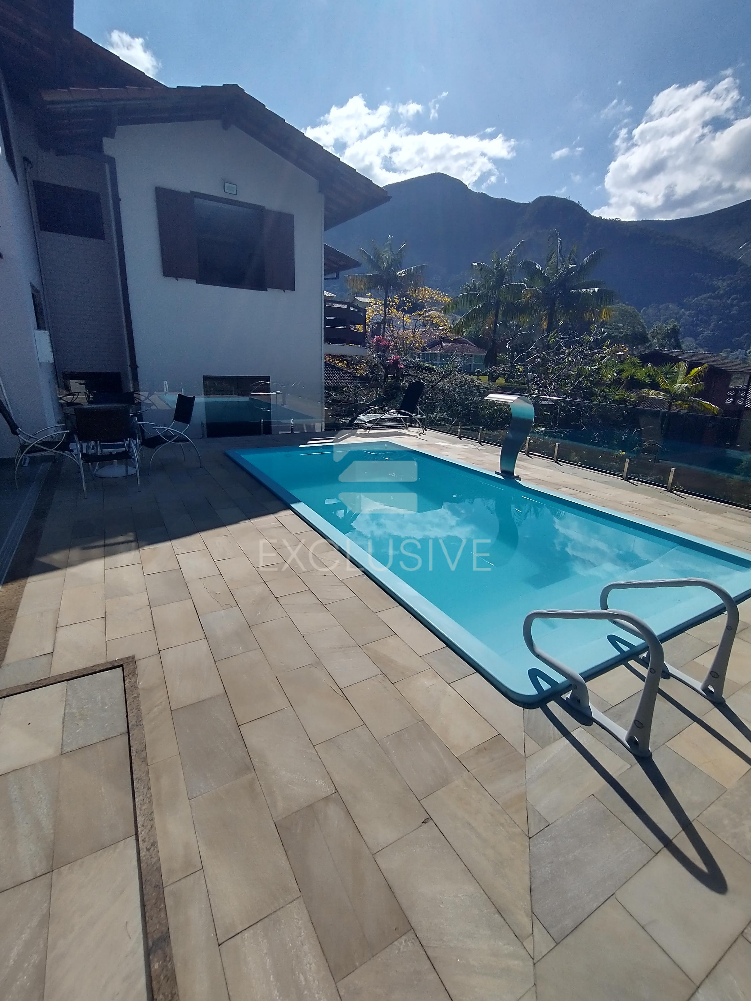 Casa com 4 dormit&oacute;rios &agrave; venda, 500 m&sup2; por R$ 2.600.000,00 - C&ocirc;nego - Nova Friburgo/RJ  Nova Friburgo - 