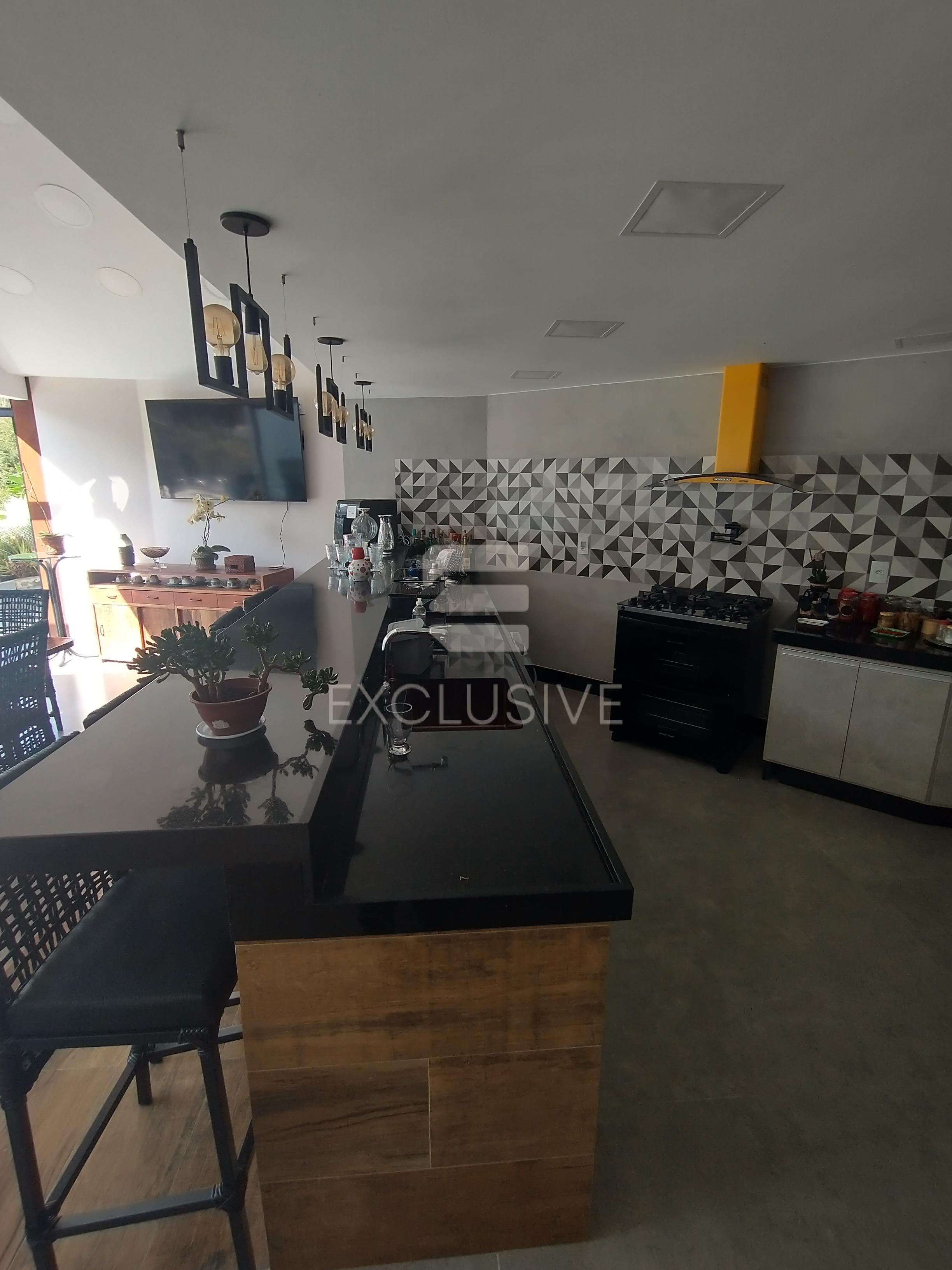 Casa com 4 dormit&oacute;rios &agrave; venda, 500 m&sup2; por R$ 2.600.000,00 - C&ocirc;nego - Nova Friburgo/RJ  Nova Friburgo - 