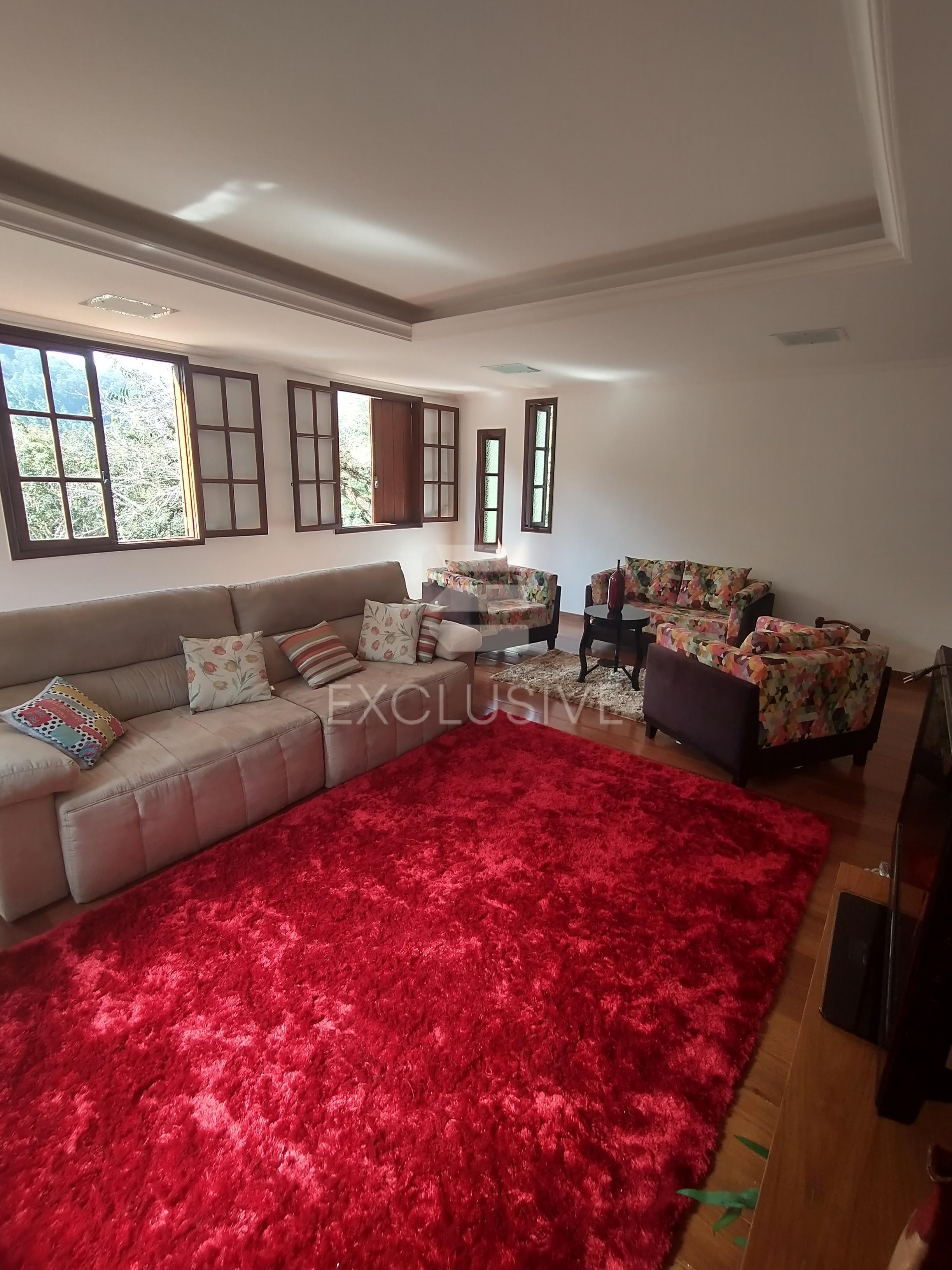 Casa com 4 dormit&oacute;rios &agrave; venda, 500 m&sup2; por R$ 2.600.000,00 - C&ocirc;nego - Nova Friburgo/RJ  Nova Friburgo - 