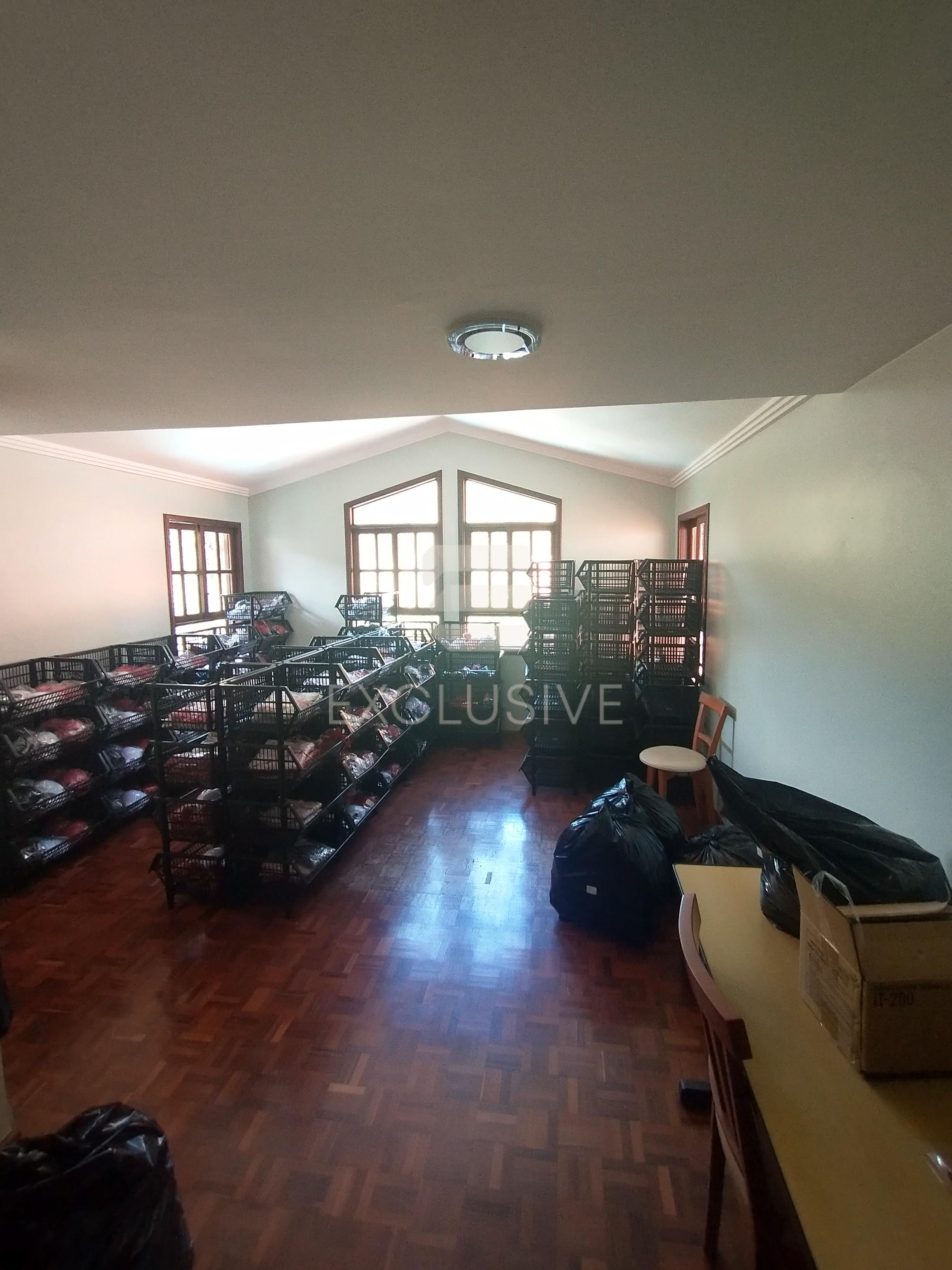 Casa com 4 dormit&oacute;rios &agrave; venda, 500 m&sup2; por R$ 2.600.000,00 - C&ocirc;nego - Nova Friburgo/RJ  Nova Friburgo - 