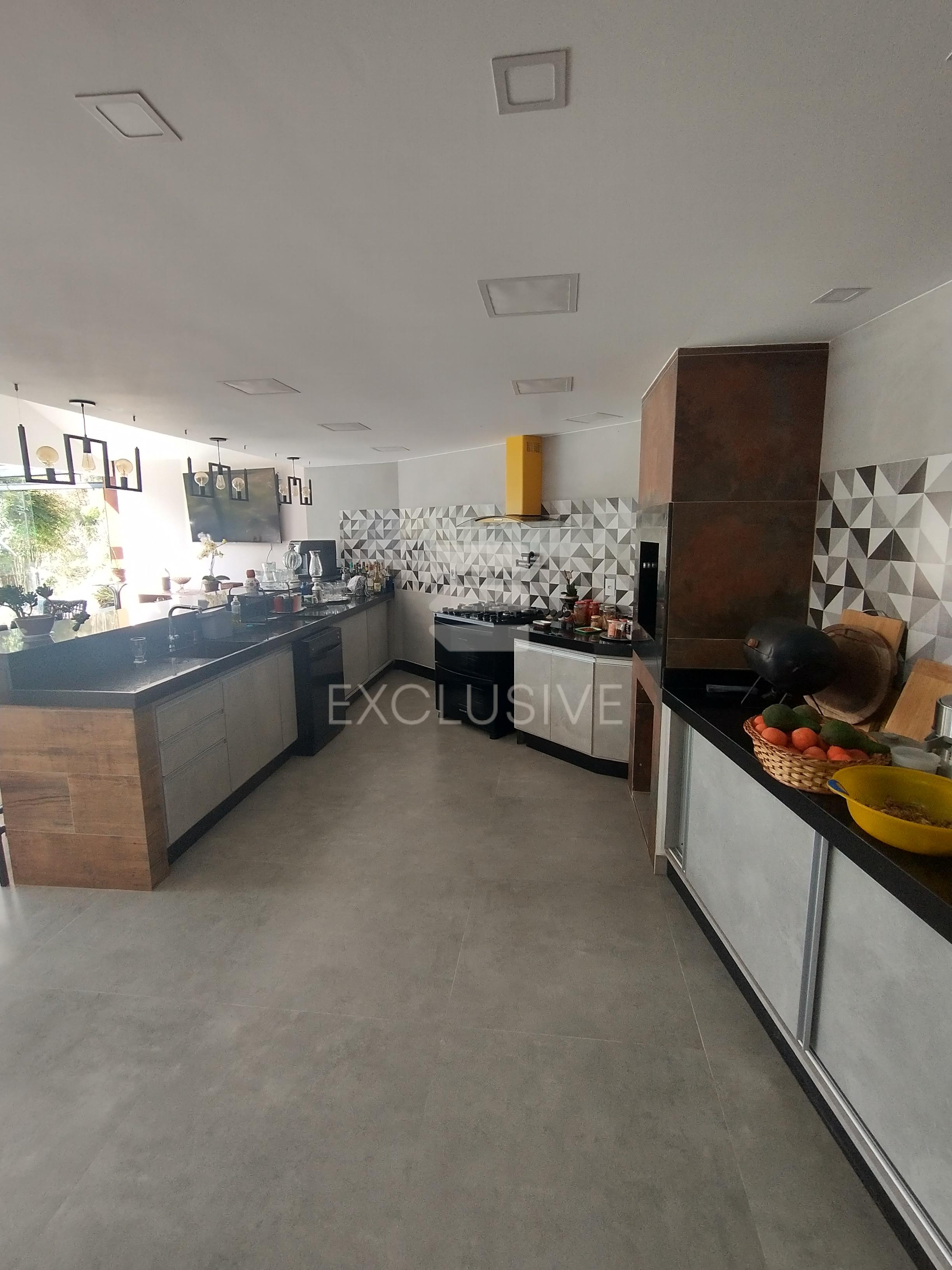 Casa com 4 dormit&oacute;rios &agrave; venda, 500 m&sup2; por R$ 2.600.000,00 - C&ocirc;nego - Nova Friburgo/RJ  Nova Friburgo - 