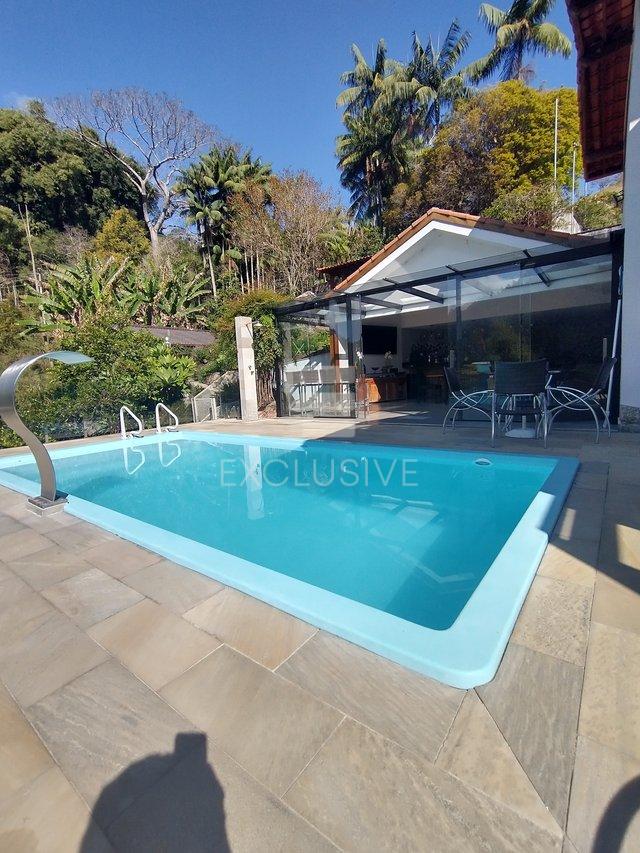 Casa com 4 dormitórios à venda, 500 m² por R$ 2.600.000,00 - Cônego - Nova Friburgo/RJ  Nova Friburgo - 