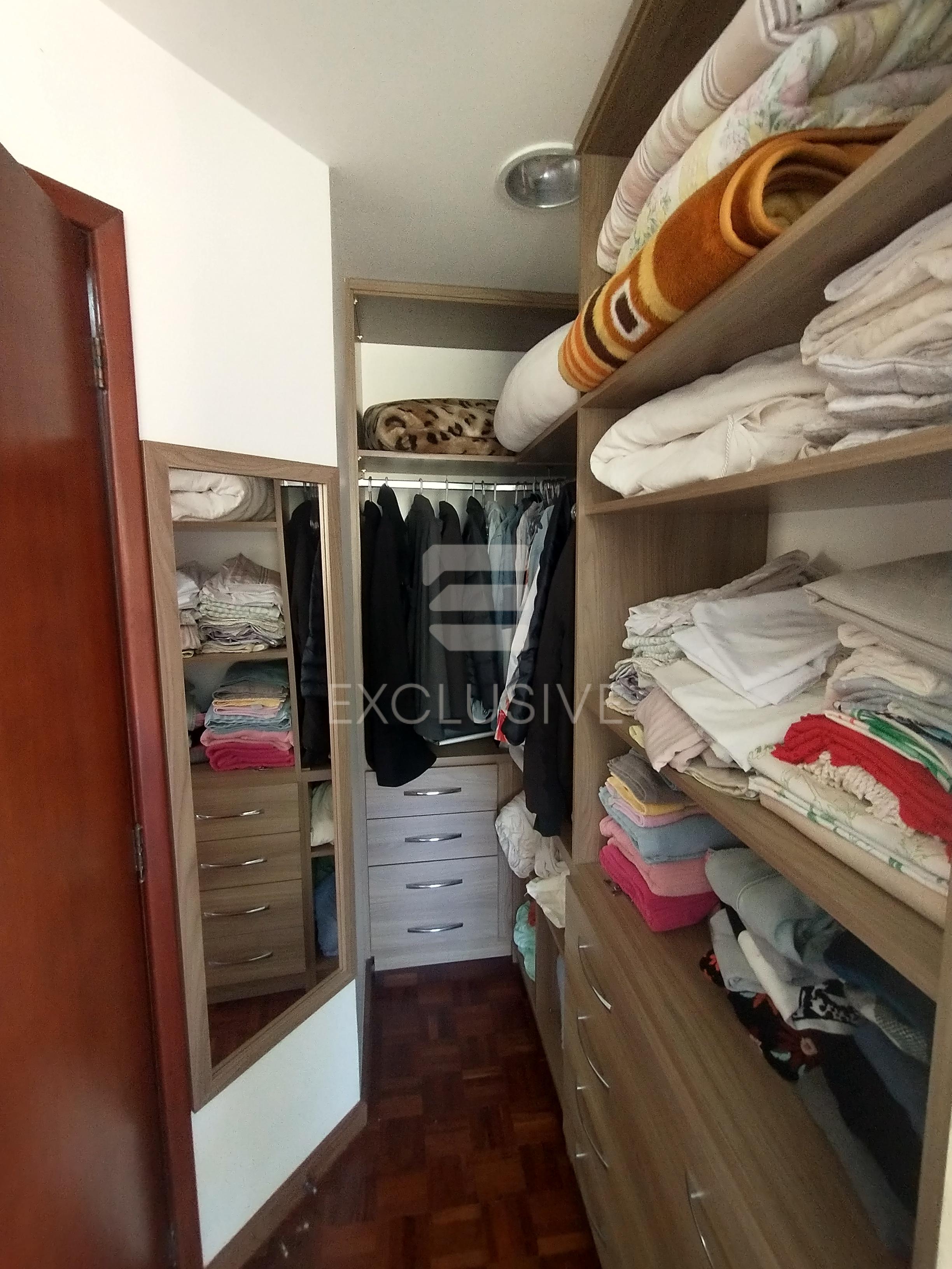 Casa com 4 dormit&oacute;rios &agrave; venda, 500 m&sup2; por R$ 2.600.000,00 - C&ocirc;nego - Nova Friburgo/RJ  Nova Friburgo - 