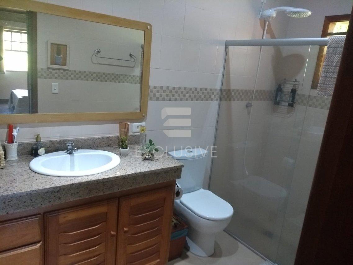 Chácara com 3 dormitórios à venda, 8.000 m² por R$ 1.150.000,00 - Nova Friburgo/RJ  Nova Friburgo - 