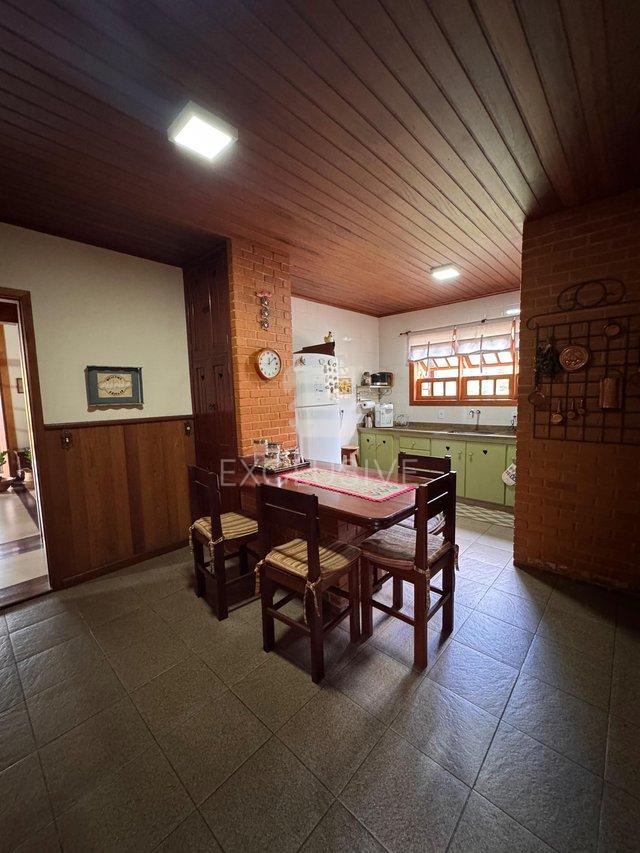 Chácara com 3 dormitórios à venda, 8.000 m² por R$ 1.150.000,00 - Nova Friburgo/RJ  Nova Friburgo - 