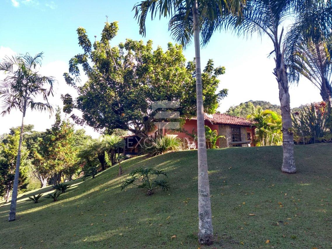 Chácara com 3 dormitórios à venda, 8.000 m² por R$ 1.150.000,00 - Nova Friburgo/RJ  Nova Friburgo - 