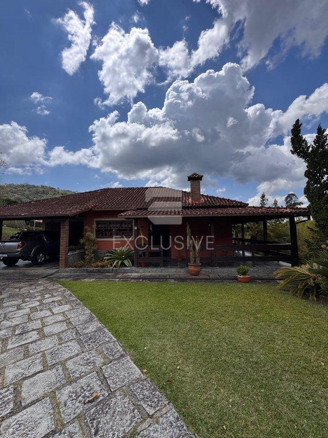 Chácara com 3 dormitórios à venda, 8.000 m² por R$ 1.150.000,00 - Nova Friburgo/RJ  Nova Friburgo - 