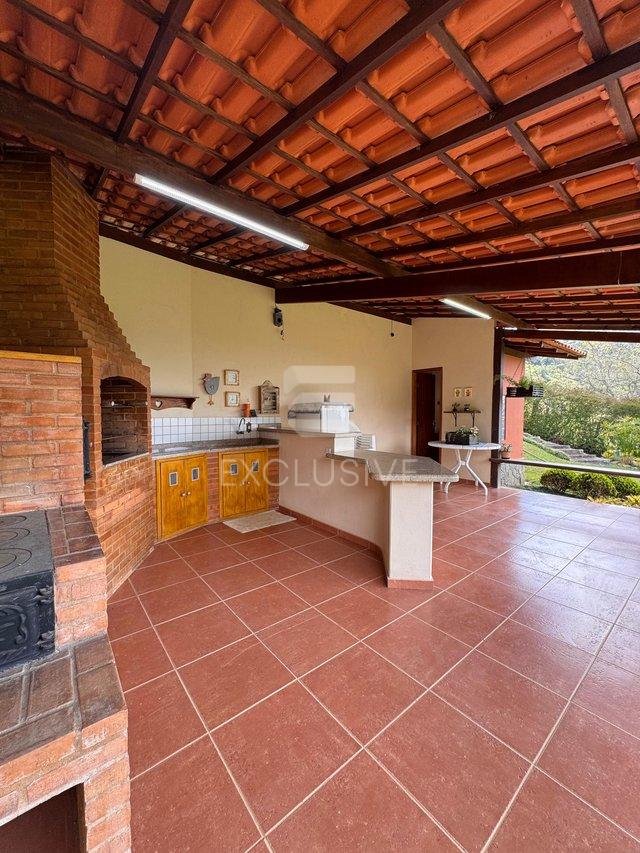 Chácara com 3 dormitórios à venda, 8.000 m² por R$ 1.150.000,00 - Nova Friburgo/RJ  Nova Friburgo - 