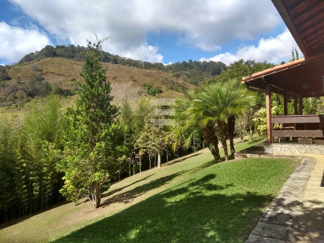 Chácara com 3 dormitórios à venda, 8.000 m² por R$ 1.150.000,00 - Nova Friburgo/RJ  Nova Friburgo - 