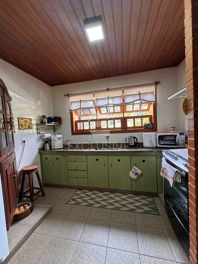 Chácara com 3 dormitórios à venda, 8.000 m² por R$ 1.150.000,00 - Nova Friburgo/RJ  Nova Friburgo - 