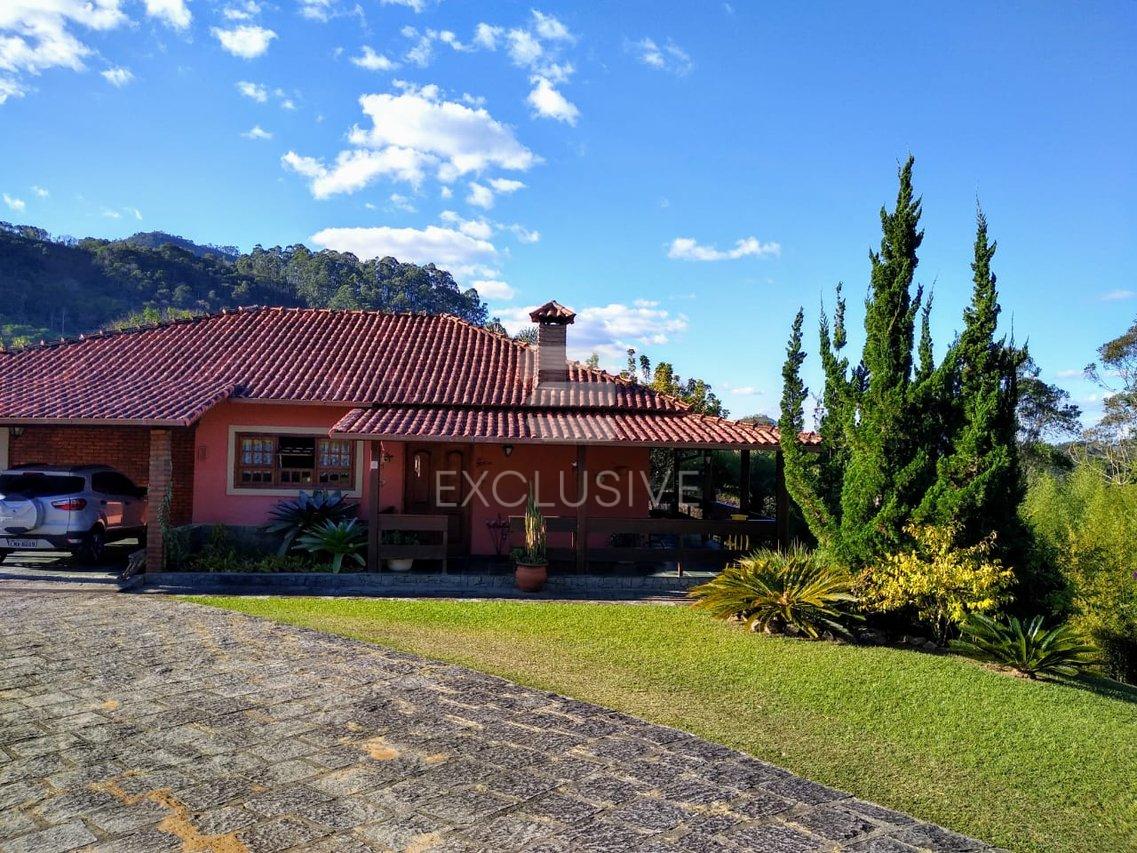 Chácara com 3 dormitórios à venda, 8.000 m² por R$ 1.150.000,00 - Nova Friburgo/RJ  Nova Friburgo - 