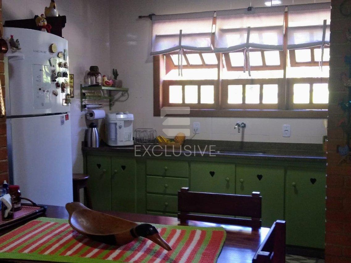 Chácara com 3 dormitórios à venda, 8.000 m² por R$ 1.150.000,00 - Nova Friburgo/RJ  Nova Friburgo - 