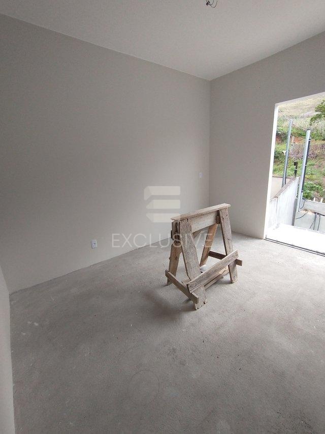 Casa com 2 dormitórios à venda, 65 m² por R$ 315.000 - Sitio São Luiz - Nova Friburgo - RJ  Nova Friburgo - 