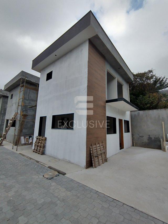 Casa com 2 dormitórios à venda, 65 m² por R$ 315.000 - Sitio São Luiz - Nova Friburgo - RJ  Nova Friburgo - 