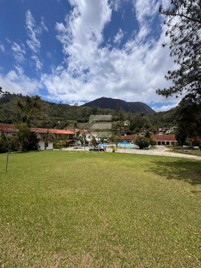 EXCELENTE POLO COMERCIAL PARA LOCAÇÃO COM VÁRIAS POSSIBILIDADES DE NEGÓCIOS  NOVAFRIBURGO  Nova Friburgo - 