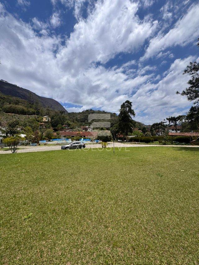 EXCELENTE POLO COMERCIAL PARA LOCAÇÃO COM VÁRIAS POSSIBILIDADES DE NEGÓCIOS  NOVAFRIBURGO  Nova Friburgo - 