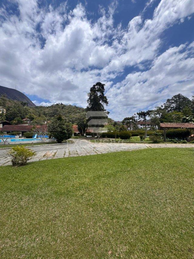 EXCELENTE POLO COMERCIAL PARA LOCAÇÃO COM VÁRIAS POSSIBILIDADES DE NEGÓCIOS  NOVAFRIBURGO  Nova Friburgo - 