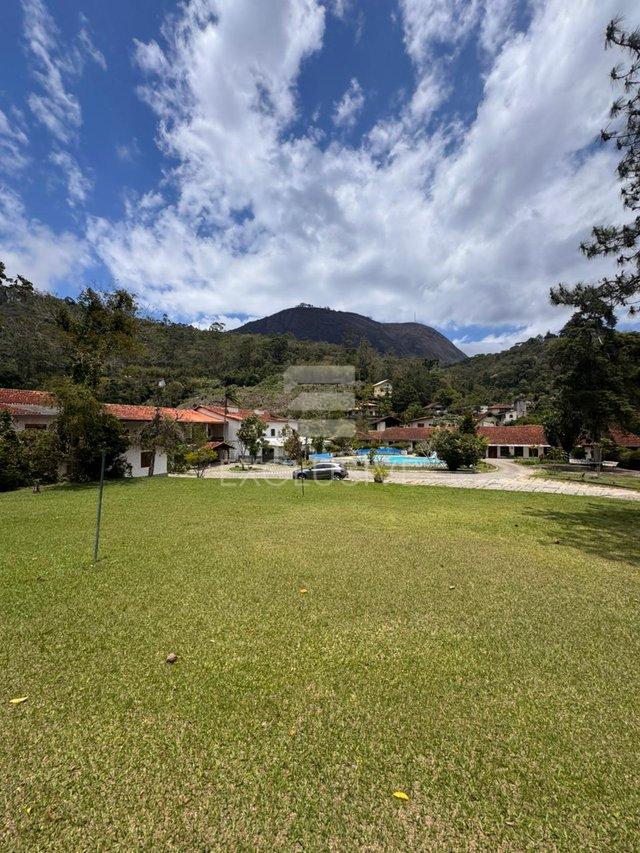 EXCELENTE POLO COMERCIAL PARA LOCAÇÃO COM VÁRIAS POSSIBILIDADES DE NEGÓCIOS  NOVAFRIBURGO  Nova Friburgo - 