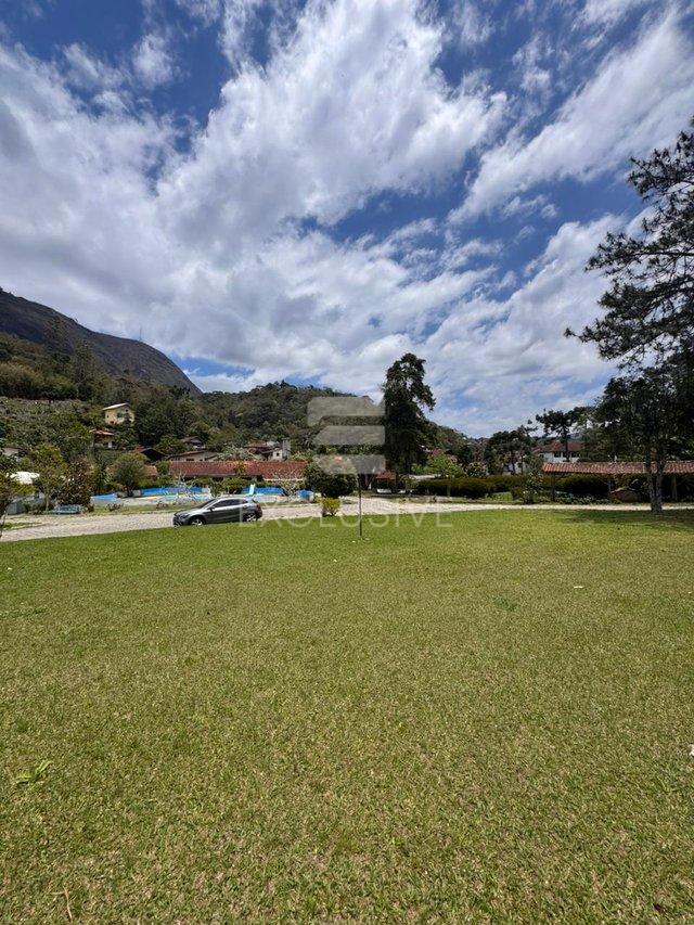 EXCELENTE POLO COMERCIAL PARA LOCAÇÃO COM VÁRIAS POSSIBILIDADES DE NEGÓCIOS  NOVAFRIBURGO  Nova Friburgo - 