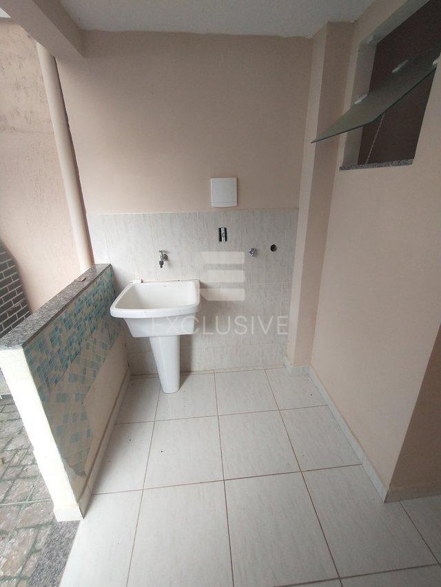 Casa com 2 dormitórios à venda, 65 m² por R$ 300.000 - Varginha - Nova Friburgo - RJ  Nova Friburgo - 