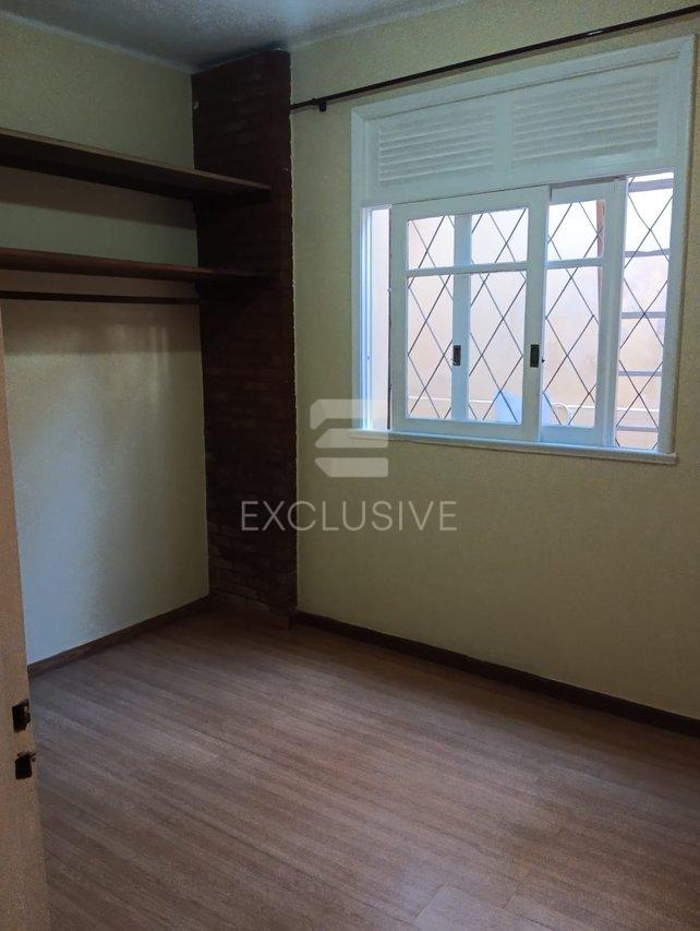 Casa com 6 dormitórios à venda, 322 m² por R$ 800.000,00 - Centro - Nova Friburgo - RJ  Nova Friburgo - 