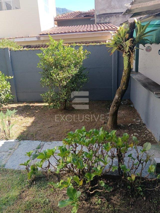 Casa com 6 dormitórios à venda, 322 m² por R$ 800.000,00 - Centro - Nova Friburgo - RJ  Nova Friburgo - 