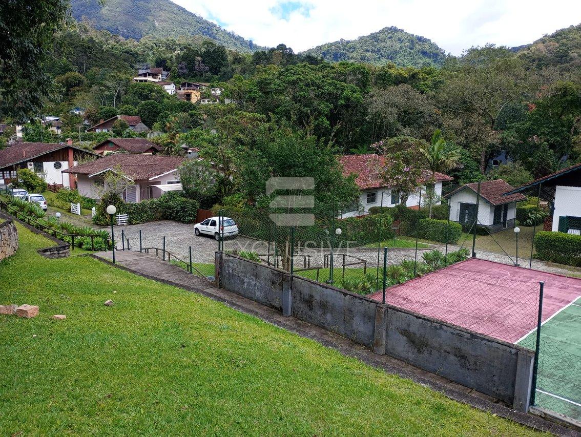 Casa Linear com 3 dormitórios à venda, 750 m² por R$ 780.000,00 - Mury - Nova Friburgo/RJ  Nova Friburgo - 