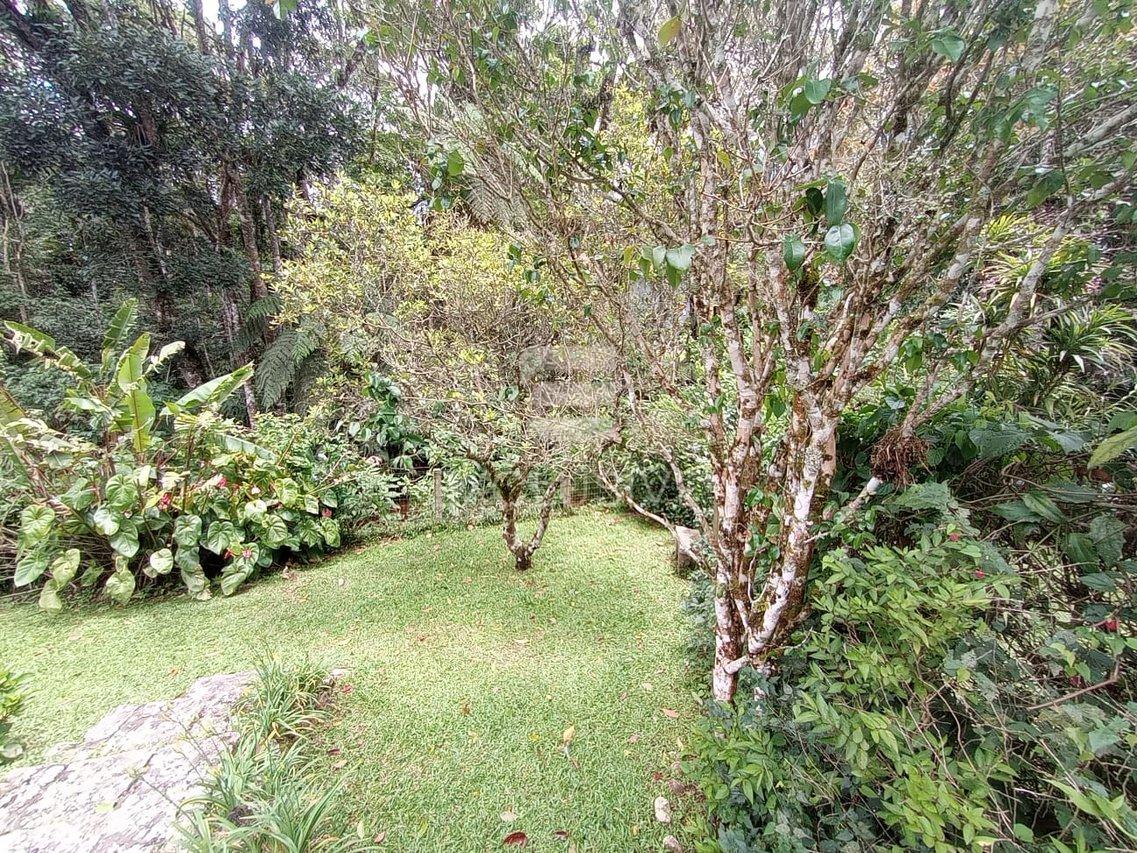 Casa Linear com 3 dormitórios à venda, 750 m² por R$ 780.000,00 - Mury - Nova Friburgo/RJ  Nova Friburgo - 