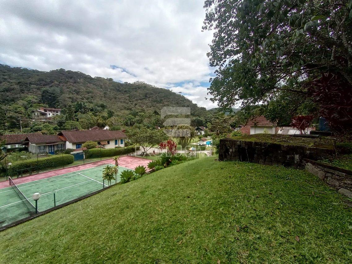 Casa Linear com 3 dormitórios à venda, 750 m² por R$ 780.000,00 - Mury - Nova Friburgo/RJ  Nova Friburgo - 