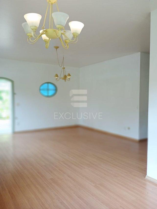 Casa Linear com 3 dormitórios à venda, 750 m² por R$ 780.000,00 - Mury - Nova Friburgo/RJ  Nova Friburgo - 