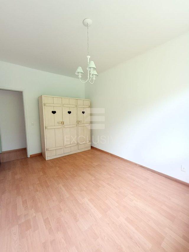 Casa Linear com 3 dormitórios à venda, 750 m² por R$ 780.000,00 - Mury - Nova Friburgo/RJ  Nova Friburgo - 