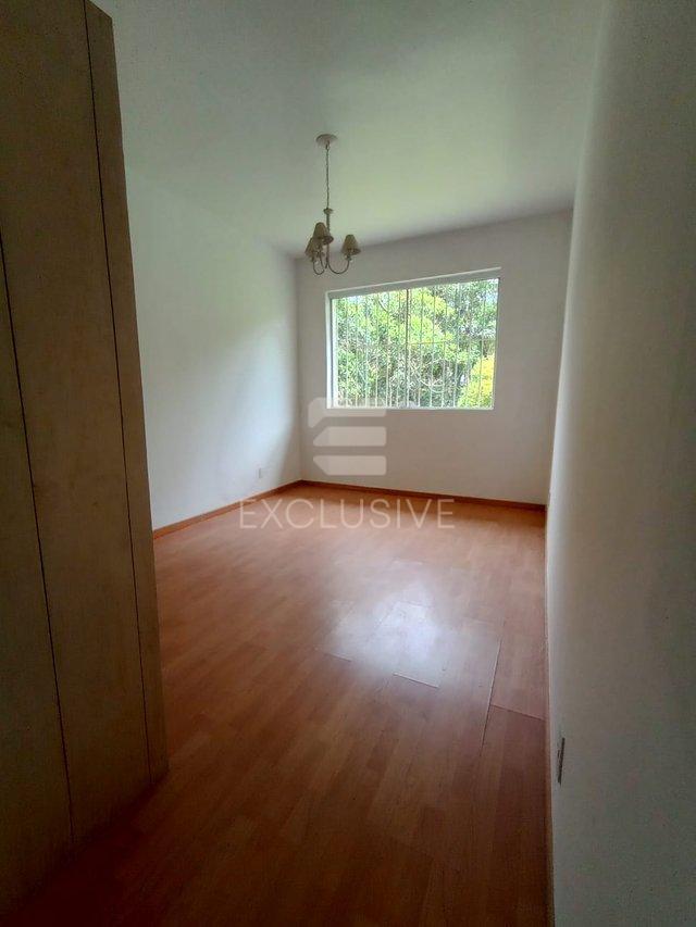 Casa Linear com 3 dormitórios à venda, 750 m² por R$ 780.000,00 - Mury - Nova Friburgo/RJ  Nova Friburgo - 
