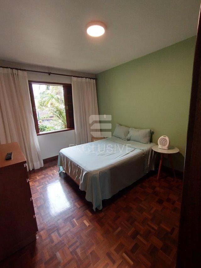 Casa Linear com 2 dormitórios à venda, 190 m² por R$ 1.250.000 - Cônego - Nova Friburgo  Nova Friburgo - 