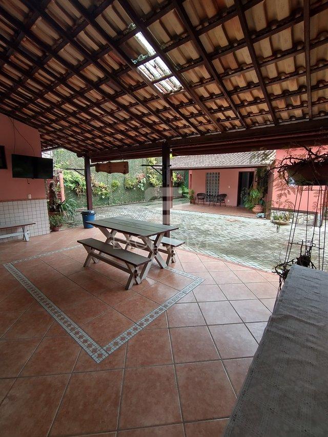 Casa Linear com 2 dormitórios à venda, 190 m² por R$ 1.250.000 - Cônego - Nova Friburgo  Nova Friburgo - 