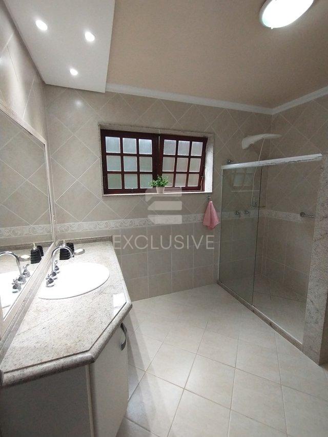 Casa Linear com 2 dormitórios à venda, 190 m² por R$ 1.250.000 - Cônego - Nova Friburgo  Nova Friburgo - 