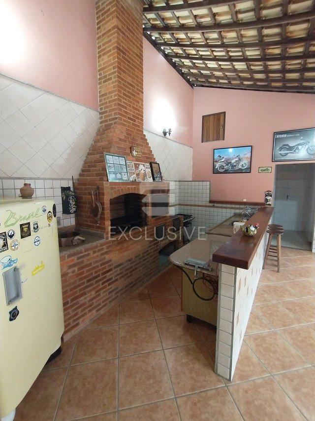 Casa Linear com 2 dormitórios à venda, 190 m² por R$ 1.250.000 - Cônego - Nova Friburgo  Nova Friburgo - 