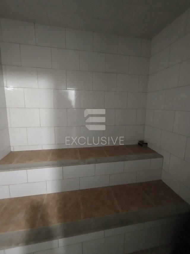 Casa Linear com 2 dormitórios à venda, 190 m² por R$ 1.250.000 - Cônego - Nova Friburgo  Nova Friburgo - 