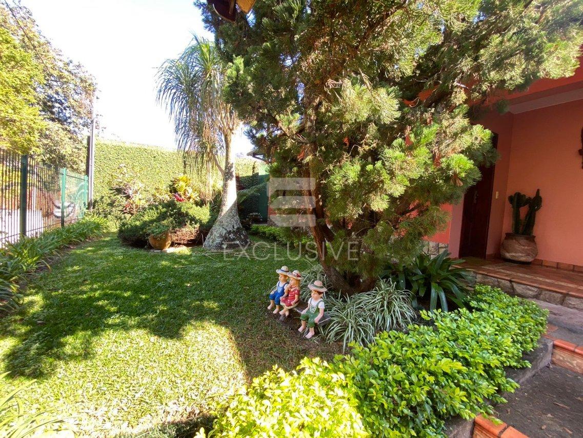 Casa Linear com 2 dormitórios à venda, 190 m² por R$ 1.250.000 - Cônego - Nova Friburgo  Nova Friburgo - 