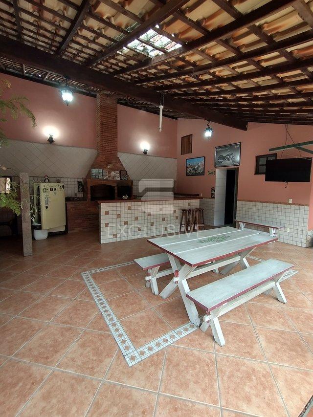 Casa Linear com 2 dormitórios à venda, 190 m² por R$ 1.250.000 - Cônego - Nova Friburgo  Nova Friburgo - 