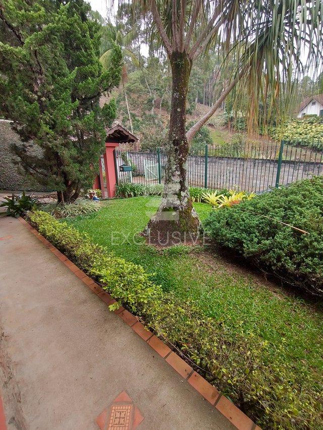 Casa Linear com 2 dormitórios à venda, 190 m² por R$ 1.250.000 - Cônego - Nova Friburgo  Nova Friburgo - 