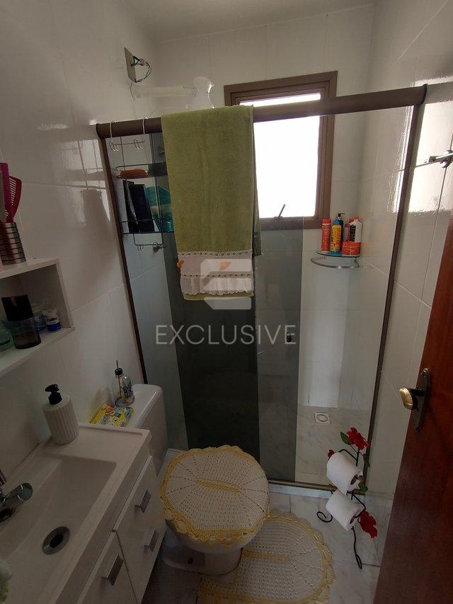 Apartamento com 2 dormitórios à venda, 55 m² por R$ 240.000 - Sítio São Luiz - Estrada Mário Antônio Thurler Nova Friburgo - 