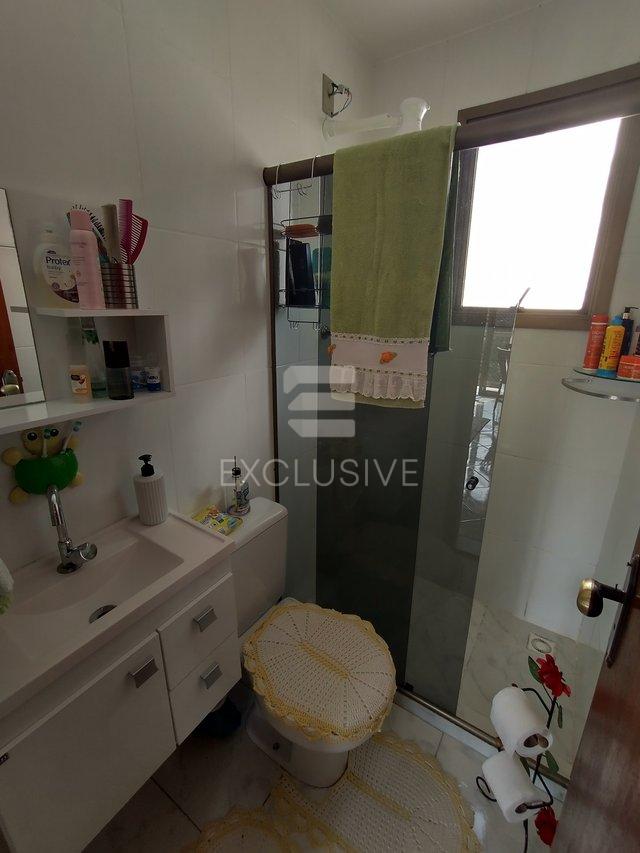 Apartamento com 2 dormitórios à venda, 55 m² por R$ 240.000 - Sítio São Luiz - Estrada Mário Antônio Thurler Nova Friburgo - 