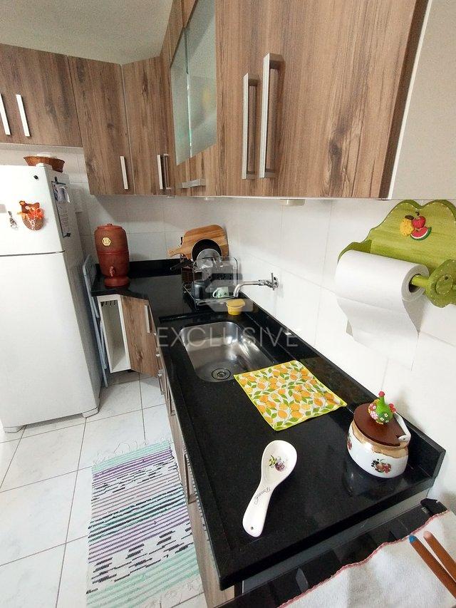 Apartamento com 2 dormitórios à venda, 55 m² por R$ 240.000 - Sítio São Luiz - Estrada Mário Antônio Thurler Nova Friburgo - 