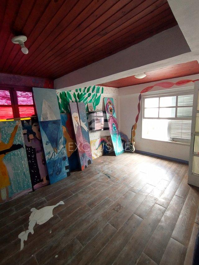 Casa com 2 dormitórios à venda, 246 m² por R$ 900.000 - Cascatinha - Nova Friburgo - RJ Rua Francisco de Almeida Sobrinho Nova Friburgo - 